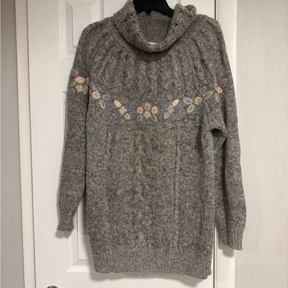 Gray Floral Knit Women's Sweater